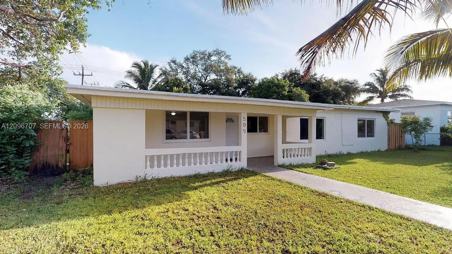 505 NE 140th St, North Miami FL 33161 photo 2