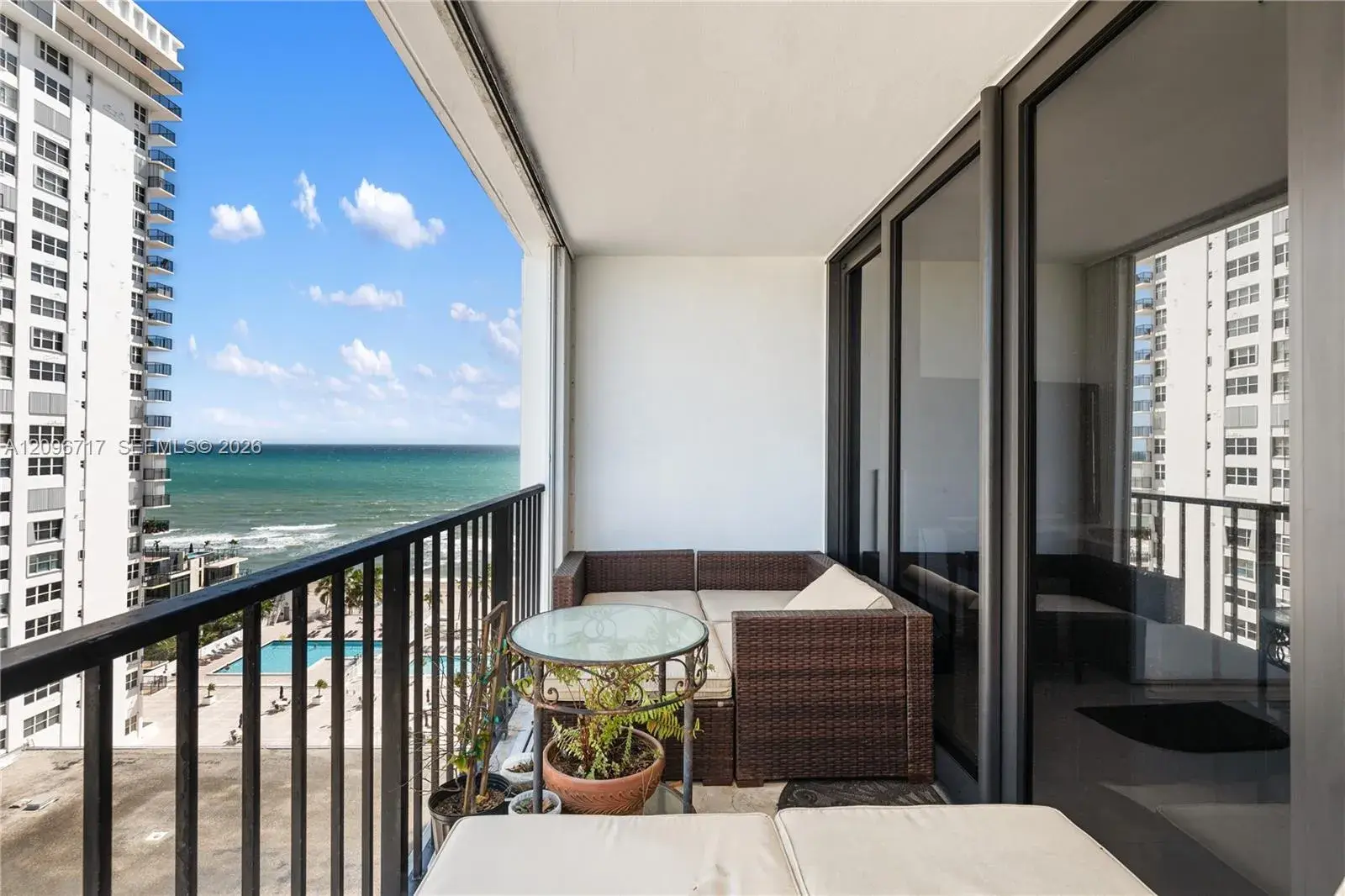 2401 S Ocean Dr # 1405, Hollywood FL 33019