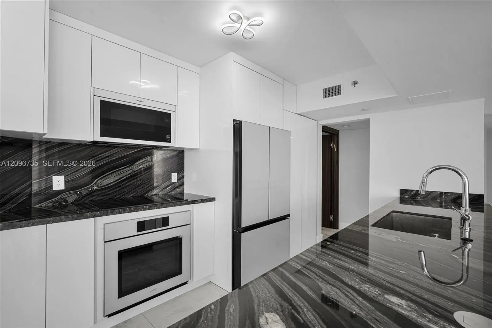 16485 Collins Ave # 738, Sunny Isles Beach FL 33160