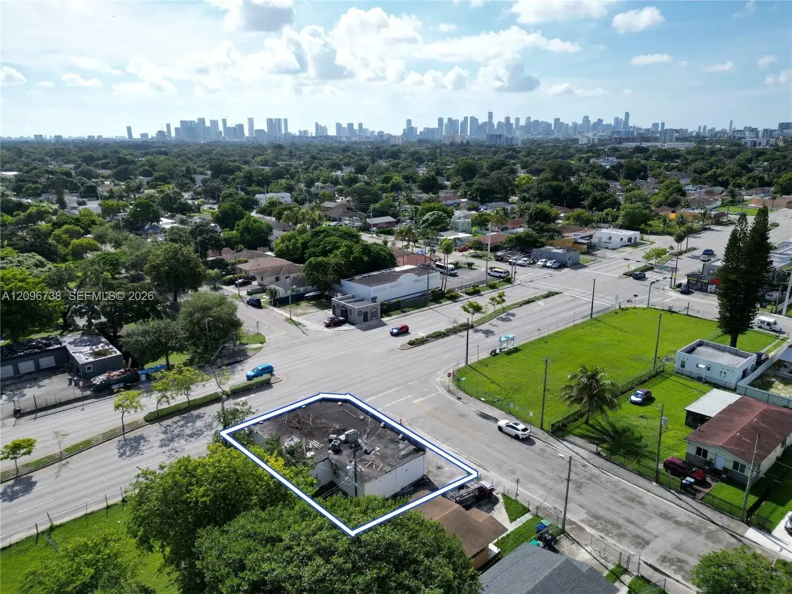 5100 NW 22nd Ave, Miami FL 33142 photo 2