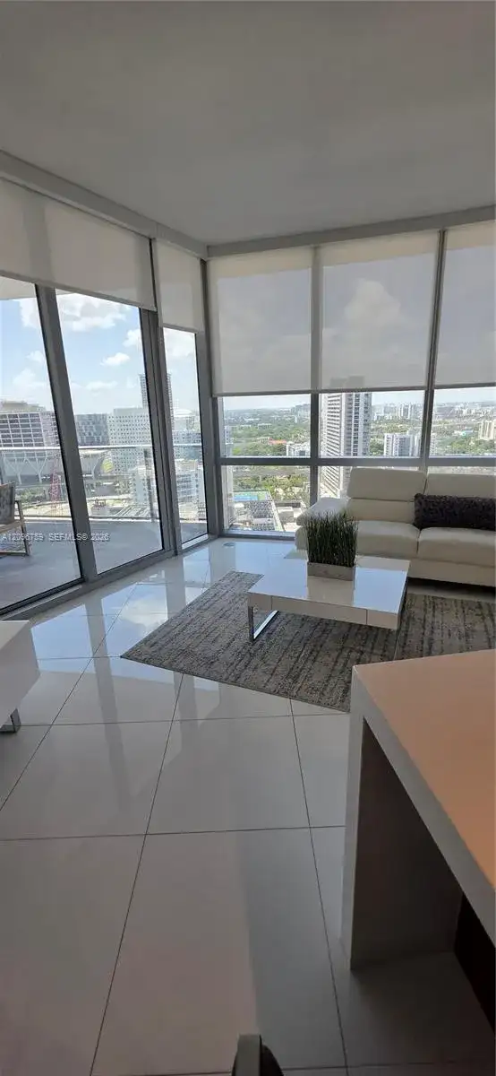 851 NE 1st Ave # 2104, Miami FL 33132 photo 5