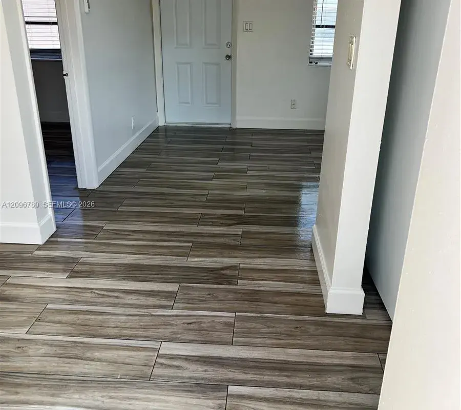 5941 NE 18th Ave # 1, Fort Lauderdale FL 33334