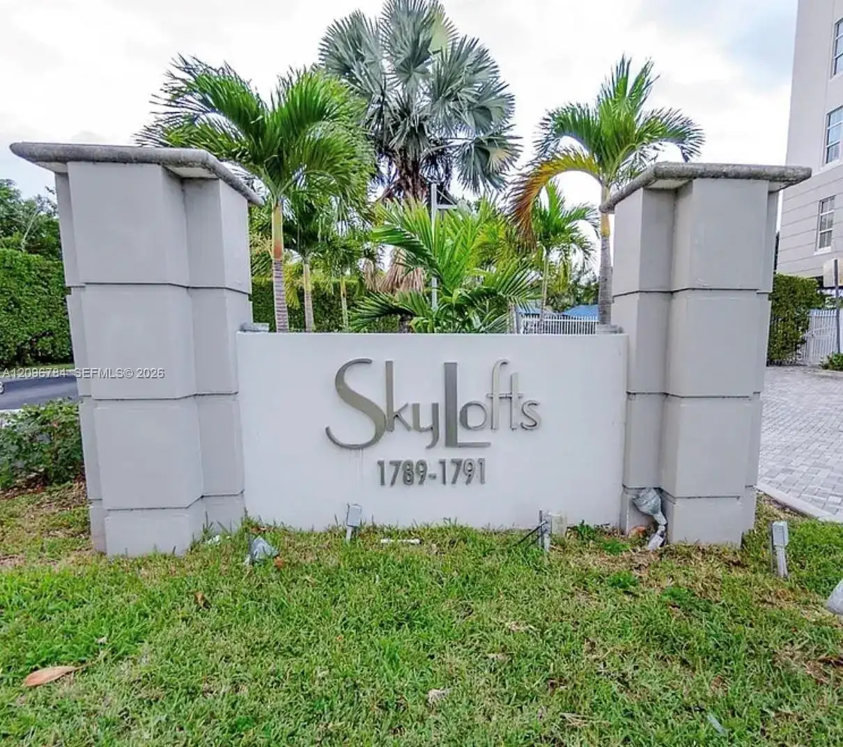 1791 NE MIAMI GARDENS DR # E705, Miami FL 33179 photo 5