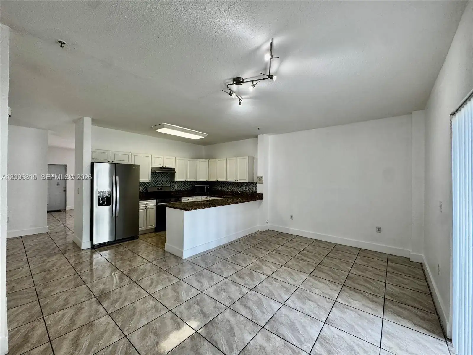 17350 NW 67th Ave # 109, Hialeah FL 33015 photo 2