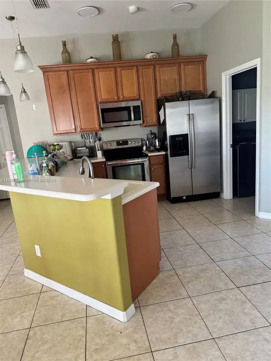 1058 SW Calmar Ave, Port St. Lucie FL 34953 photo 5