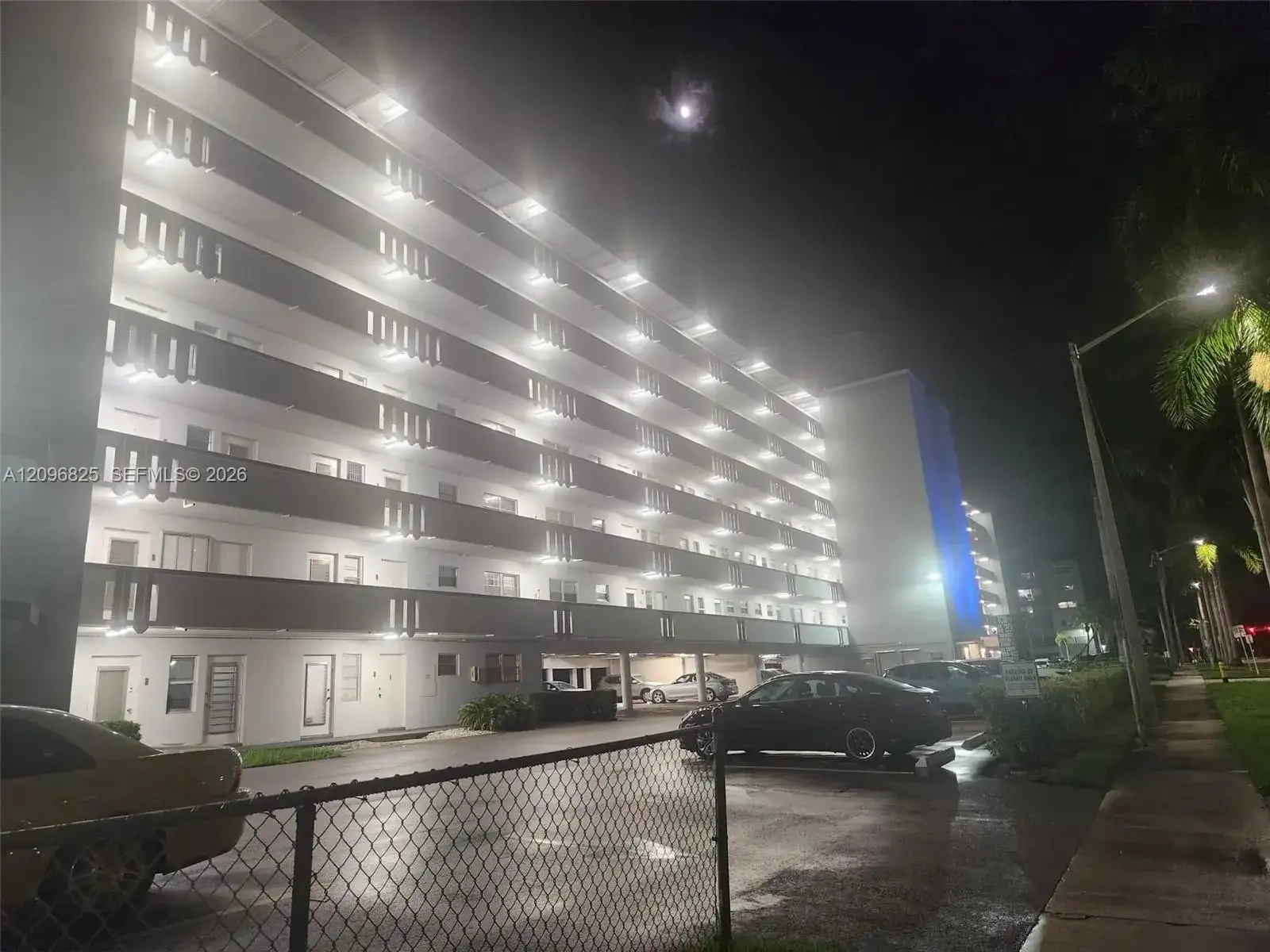 1000 NE 14th Ave # 101, Hallandale Beach FL 33009 photo 4