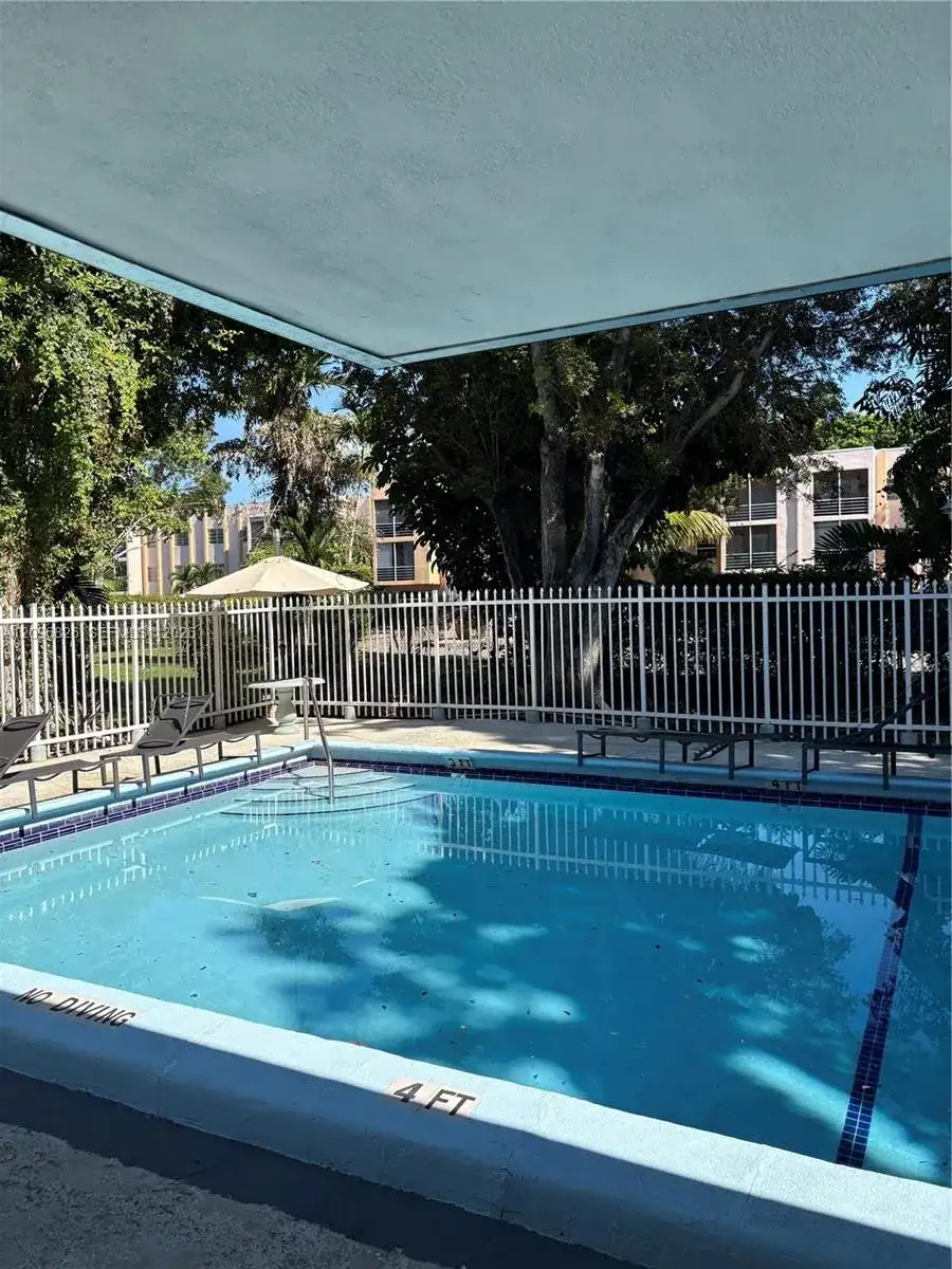 15900 SW 95th Ave # 304S, Miami FL 33157 photo 4