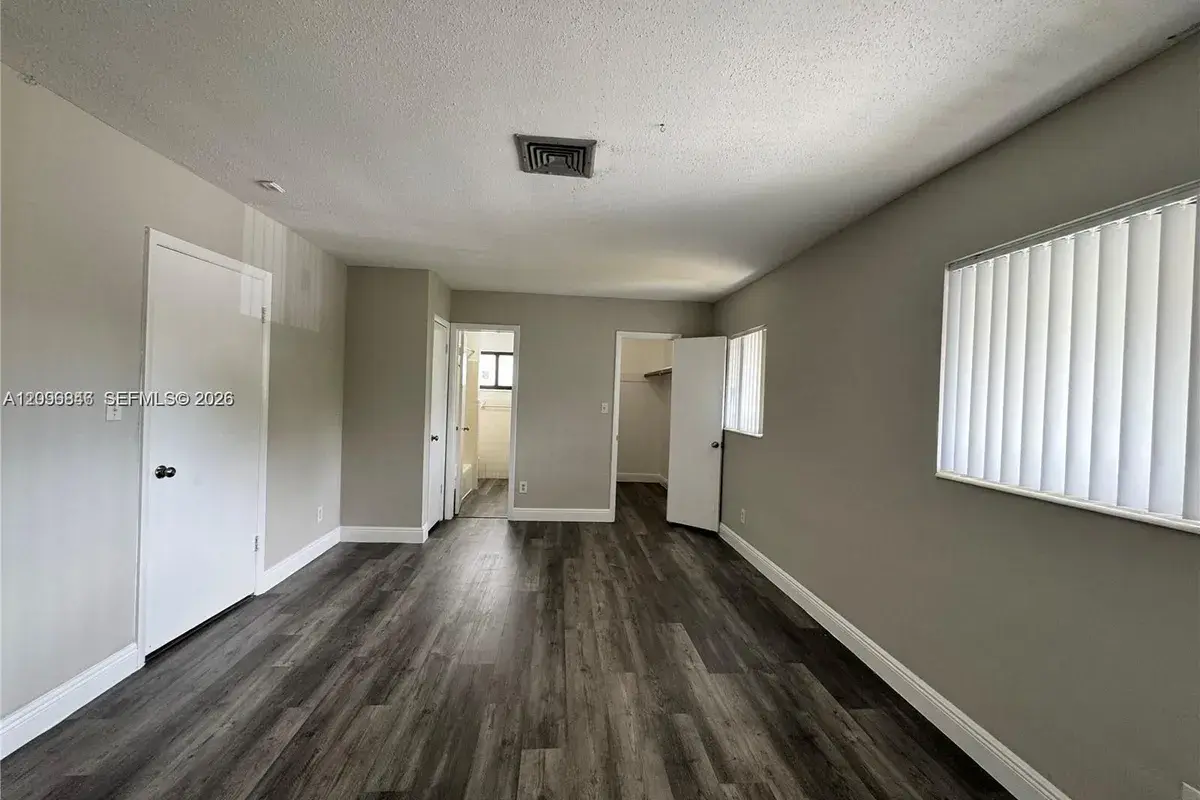 1041 SW 15th Ave # 5B, Fort Lauderdale FL 33312