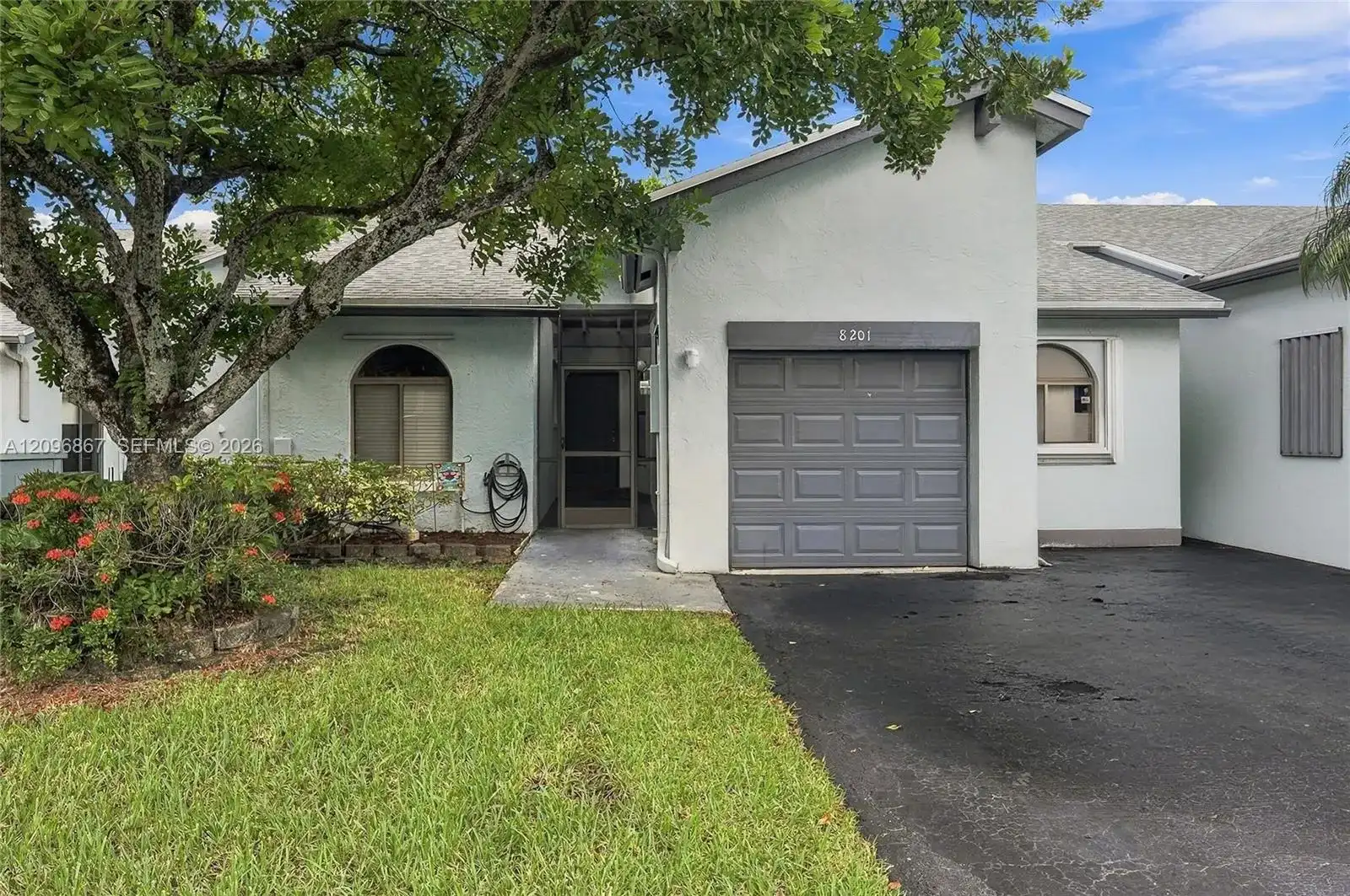 8201 NW 100th Ln, Tamarac FL 33321