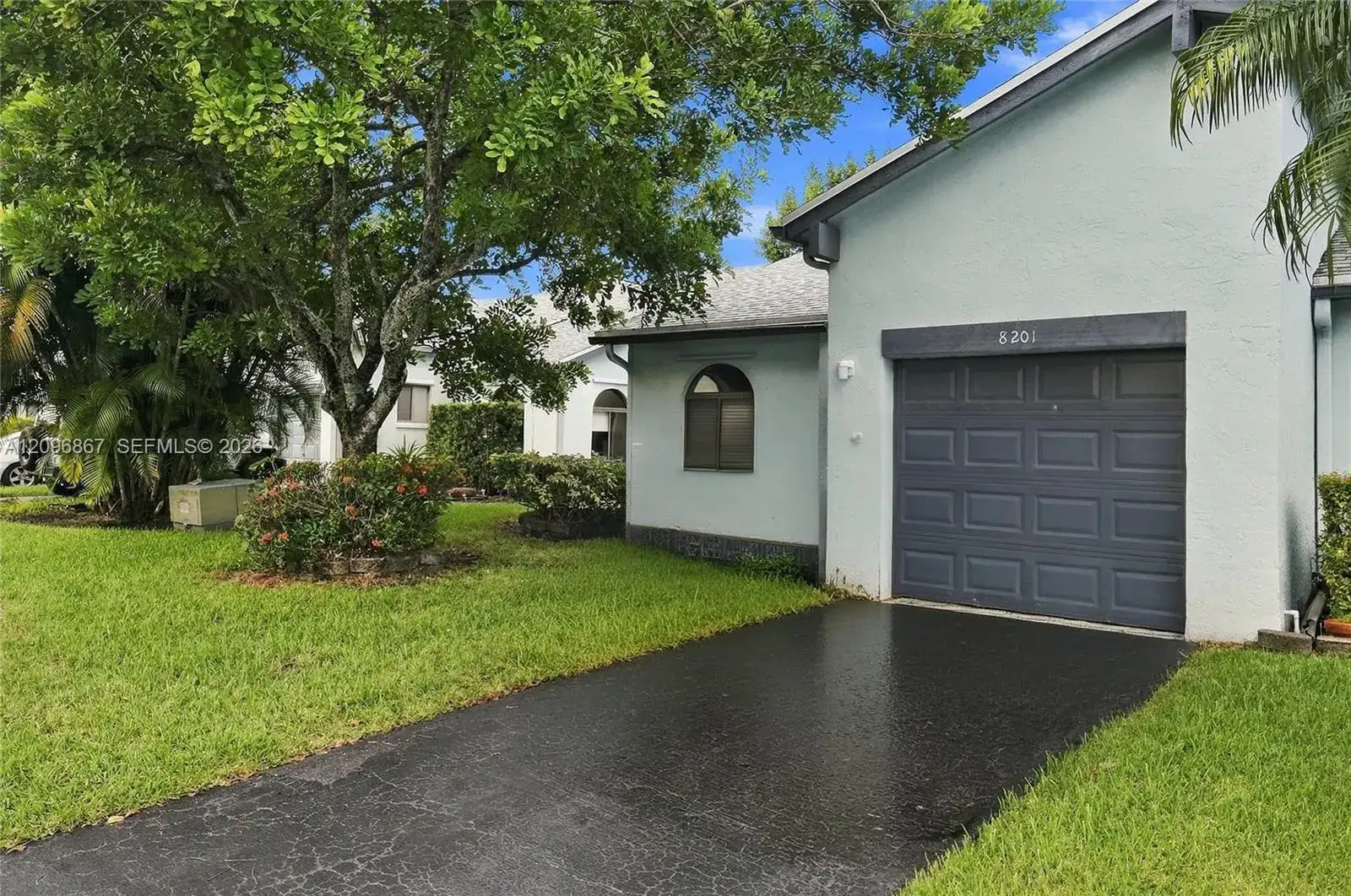 8201 NW 100th Ln, Tamarac FL 33321 photo 3