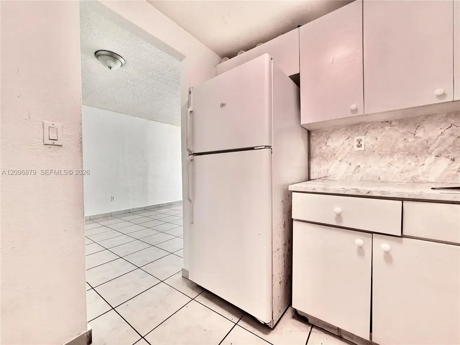 606 W 81st St # 320, Hialeah FL 33014 photo 3