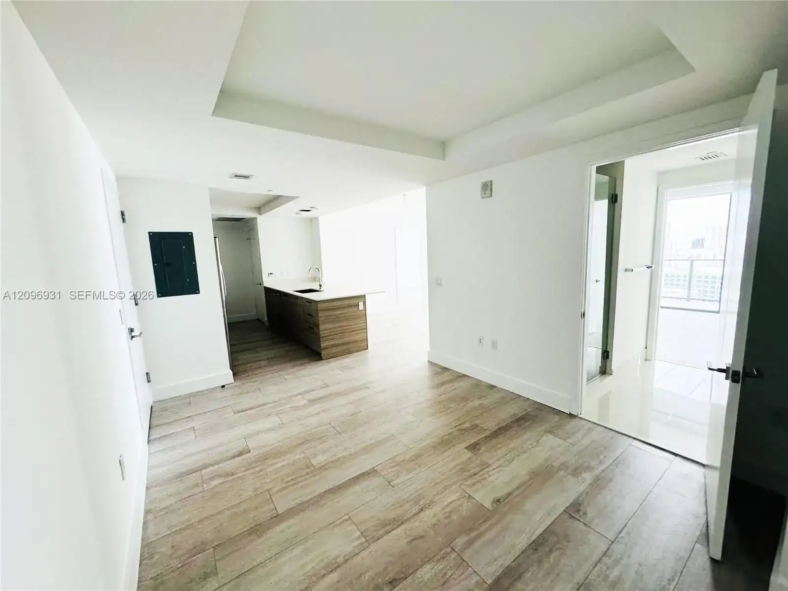 121 NE 34th St # 2302, Miami FL 33137 photo 4