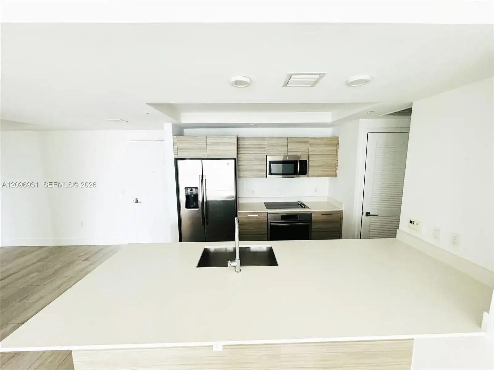 121 NE 34th St # 2302, Miami FL 33137 photo 5
