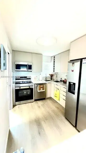 8900 Washington Blvd # 304A, Pembroke Pines FL 33025