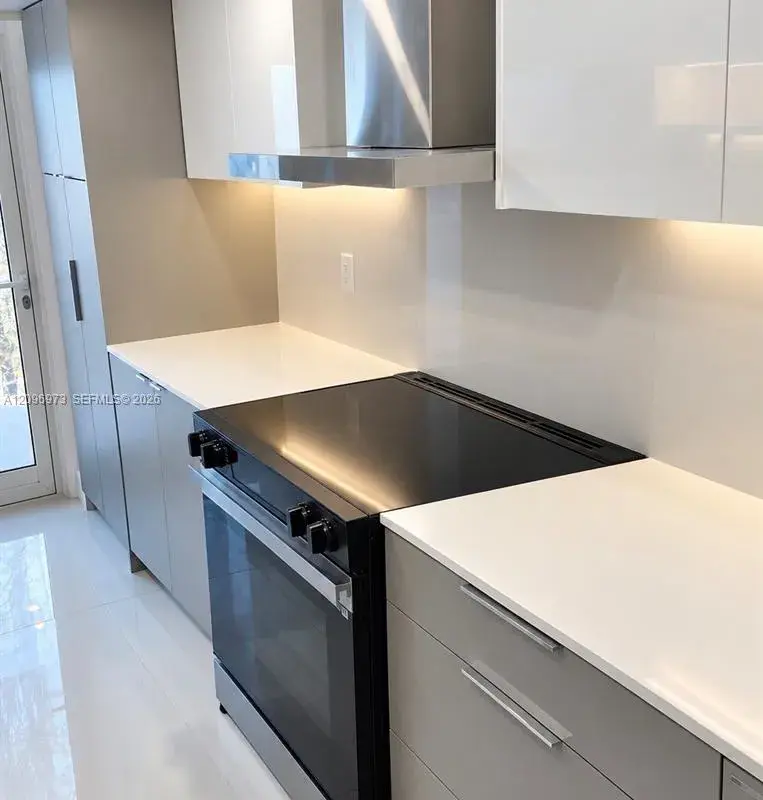 2841 N Ocean Blvd # 1003, Fort Lauderdale FL 33308