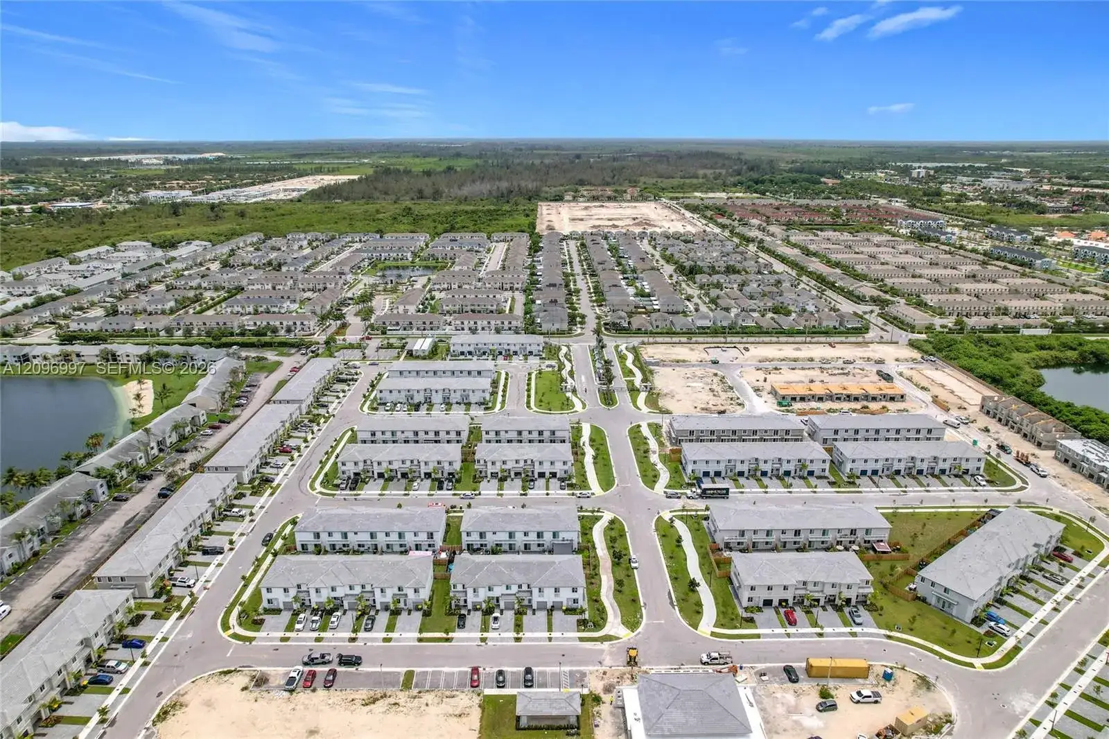 716 SE 14th St, Homestead FL 33034