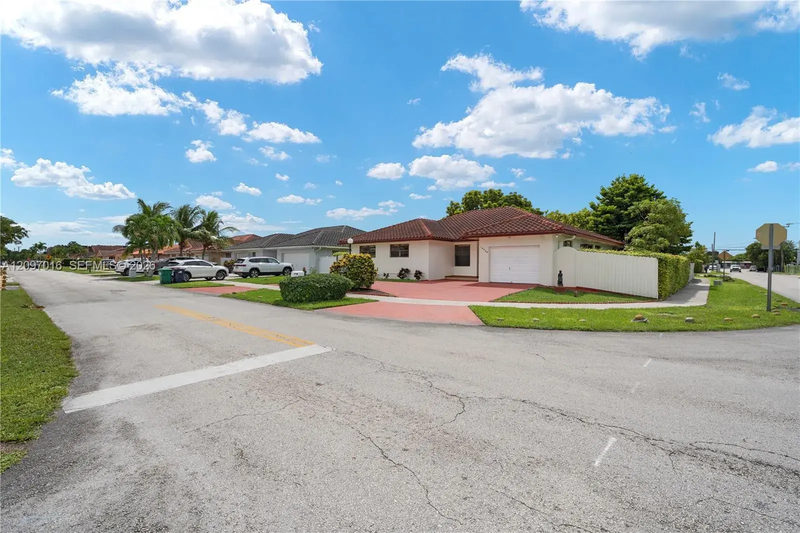 10980 SW 38th St, Miami FL 33165