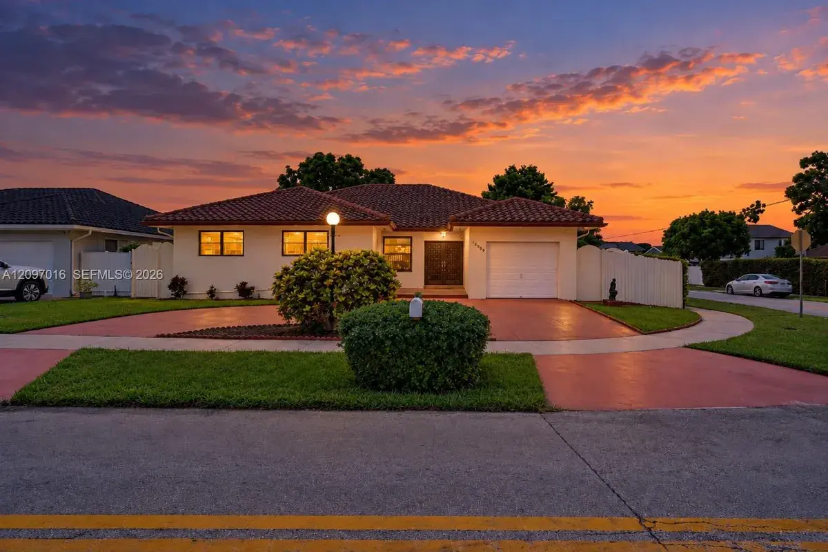 10980 SW 38th St, Miami FL 33165