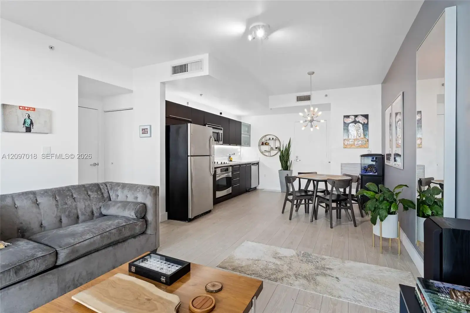 90 SW 3rd St # 2009, Miami FL 33130 photo 3