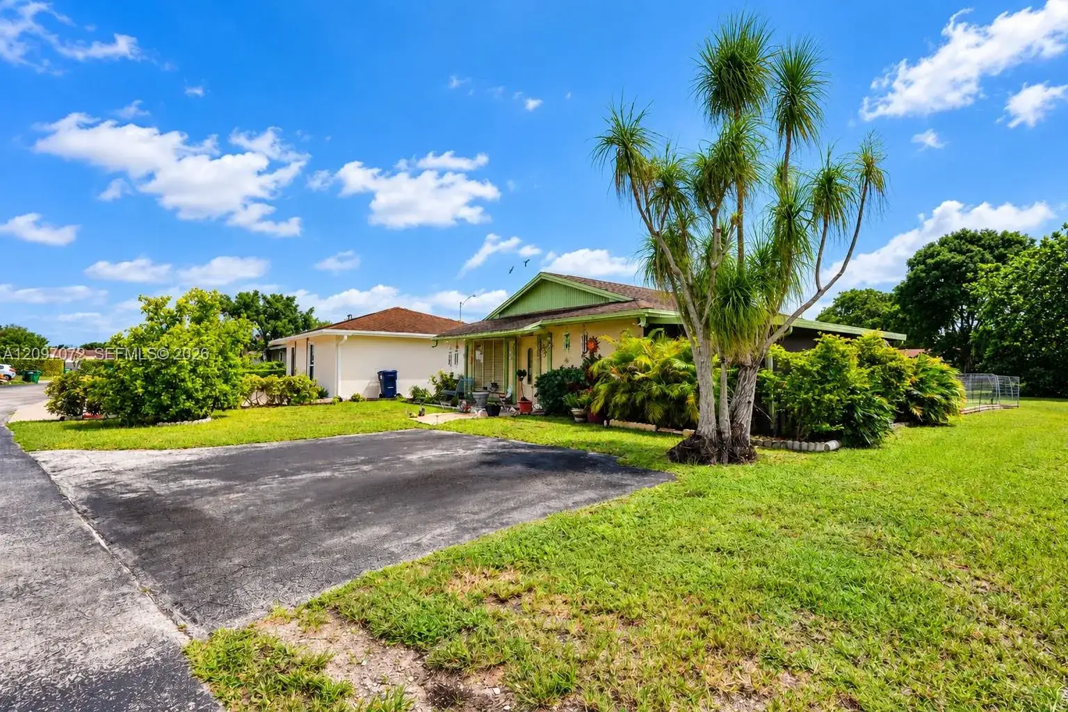 4601 SW 137th Ct, Miami FL 33175