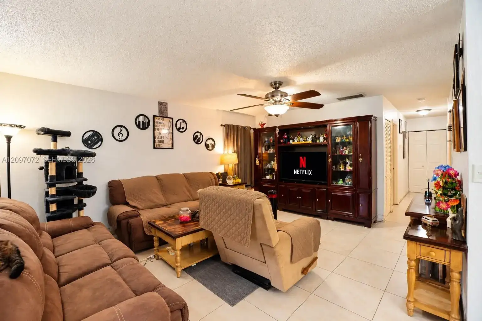 4601 SW 137th Ct, Miami FL 33175 photo 2