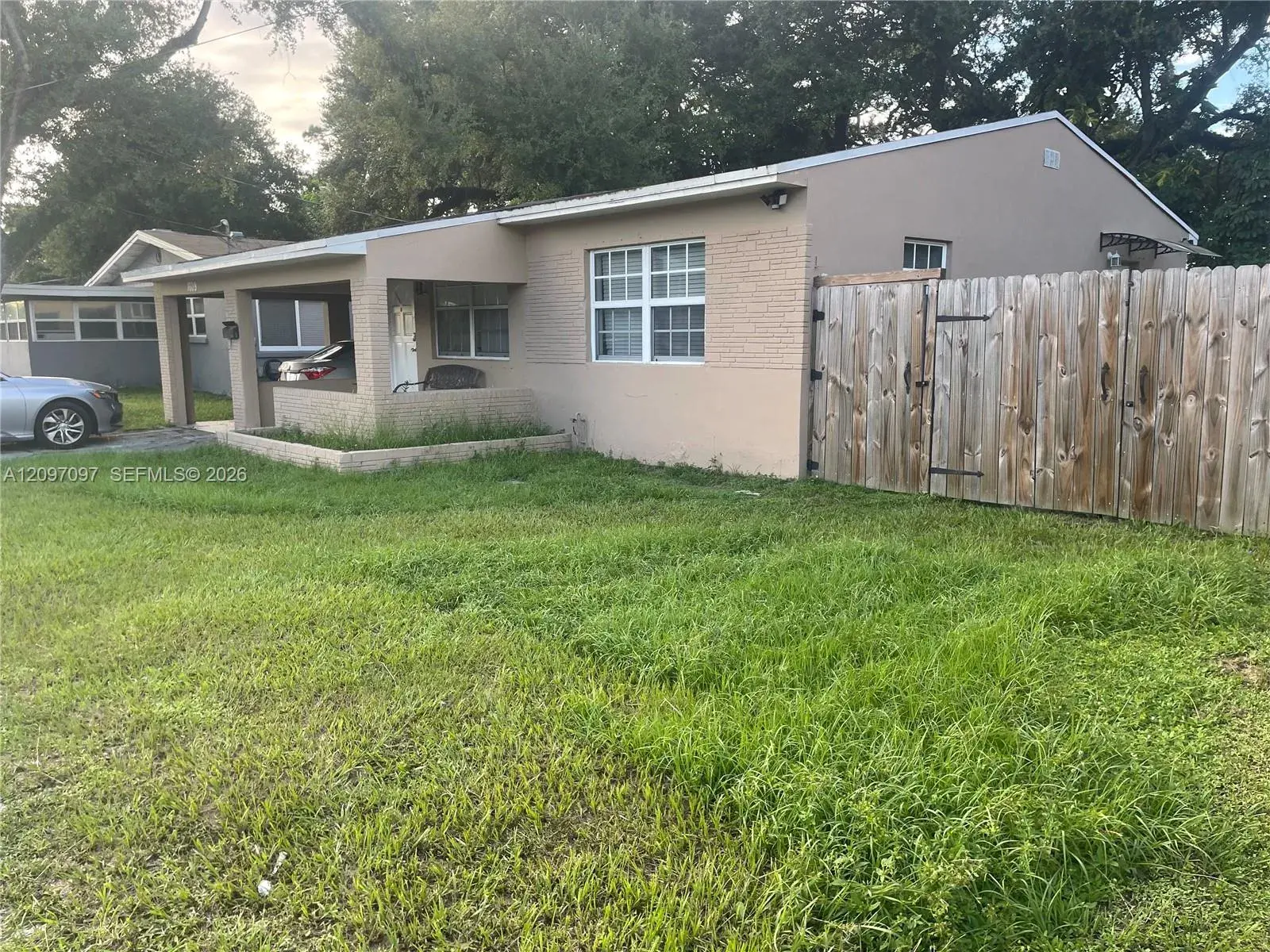1609 Davie Blvd, Fort Lauderdale FL 33312