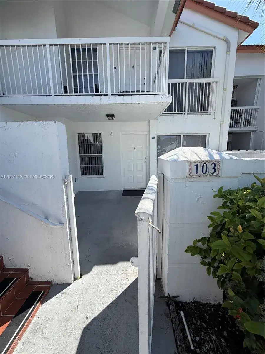 7611 SW 153rd Ct # 103, Miami FL 33193 photo 2