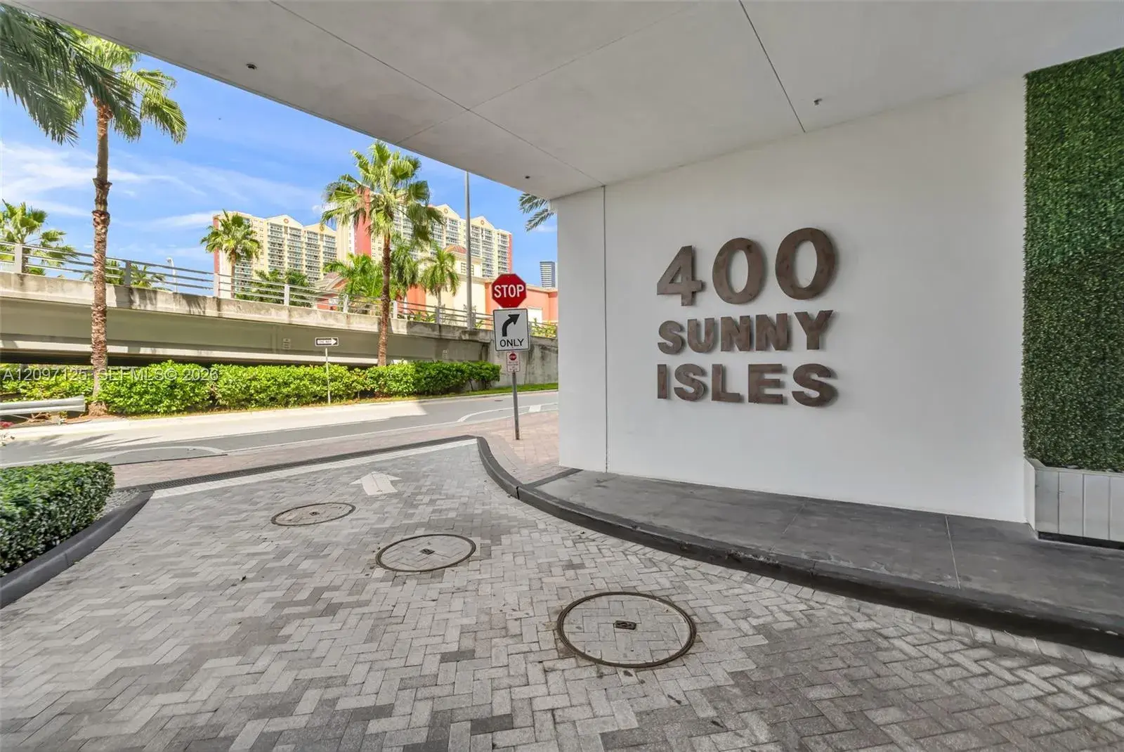 400 Sunny Isles Blvd # 916, Sunny Isles Beach FL 33160