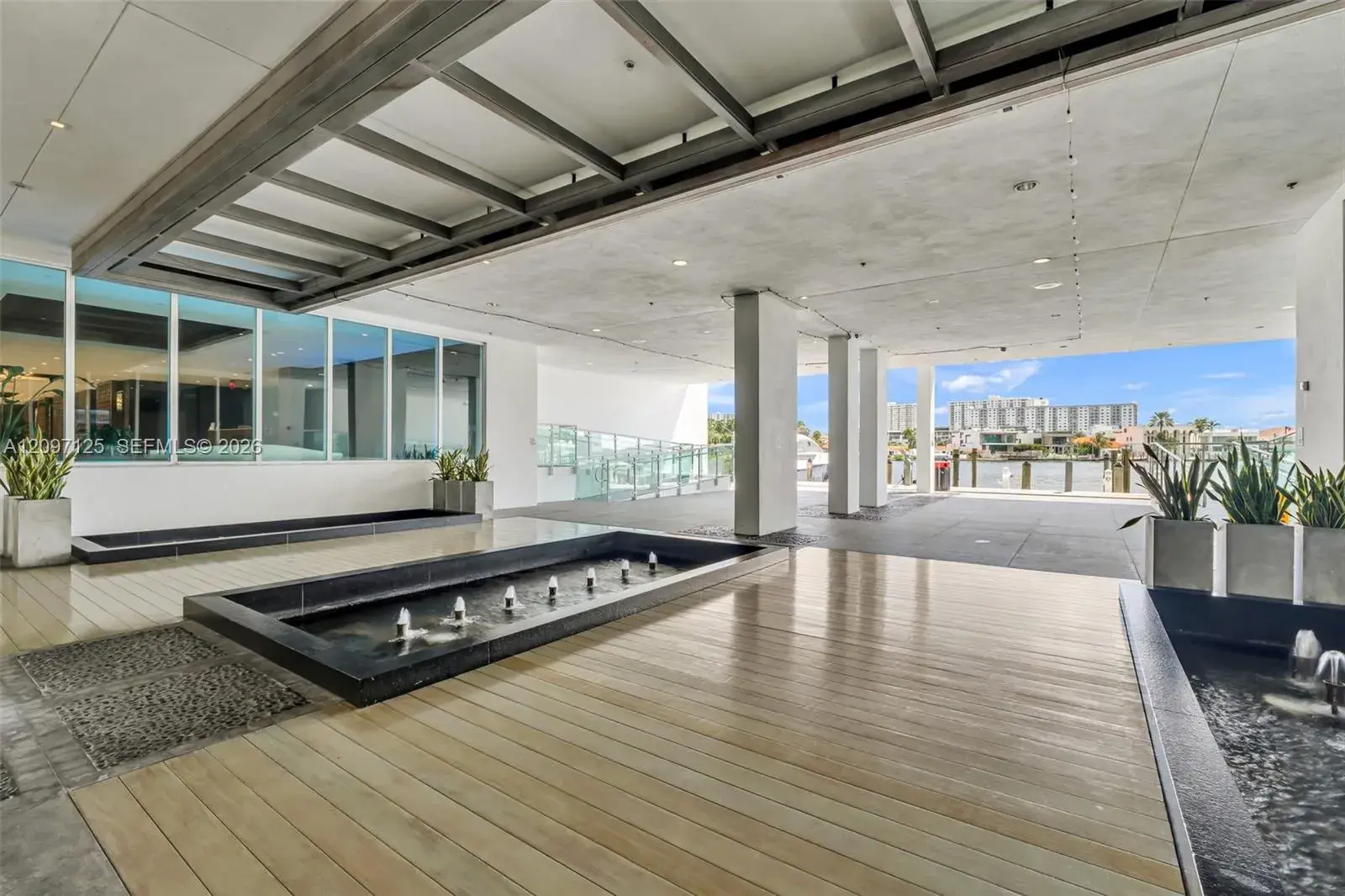400 Sunny Isles Blvd # 916, Sunny Isles Beach FL 33160