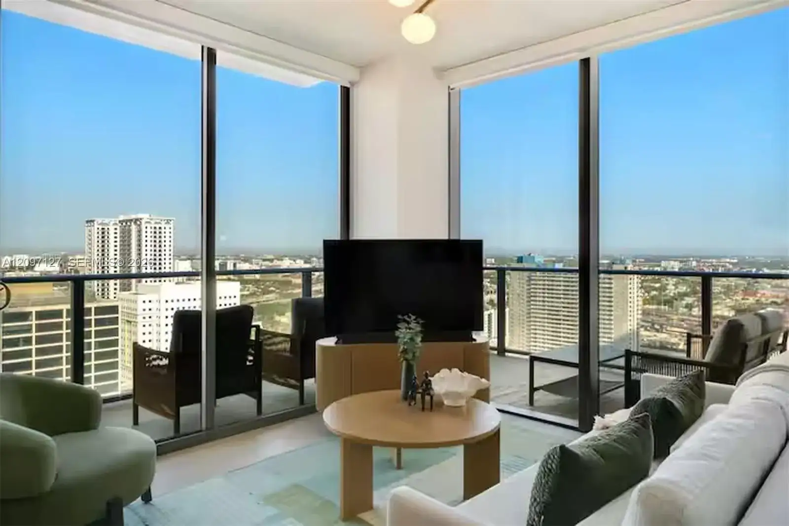 11 NE 6th St # 3214, Miami FL 33132 photo 3