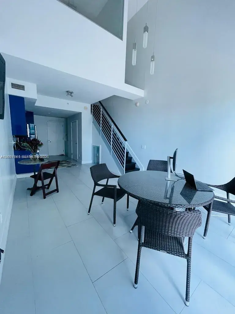 60 SW 13th St # 3606, Miami FL 33130
