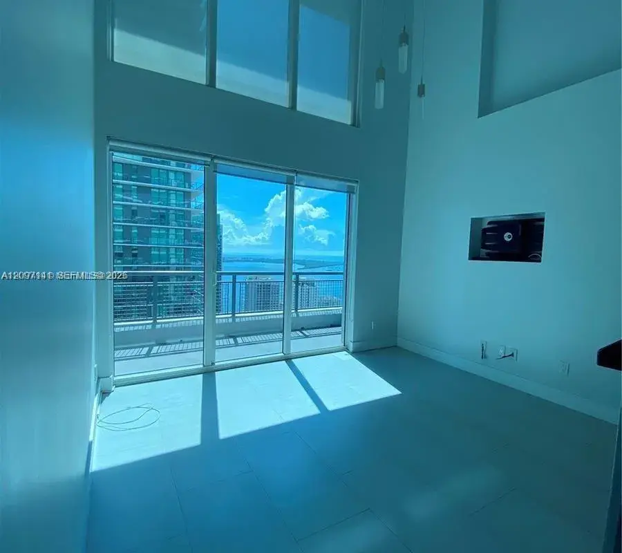 60 SW 13th St # 3606, Miami FL 33130