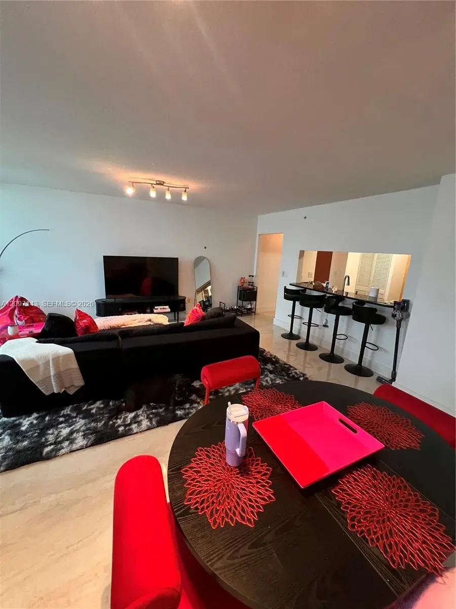 31 SE 5th Street # 2801, Miami FL 33131