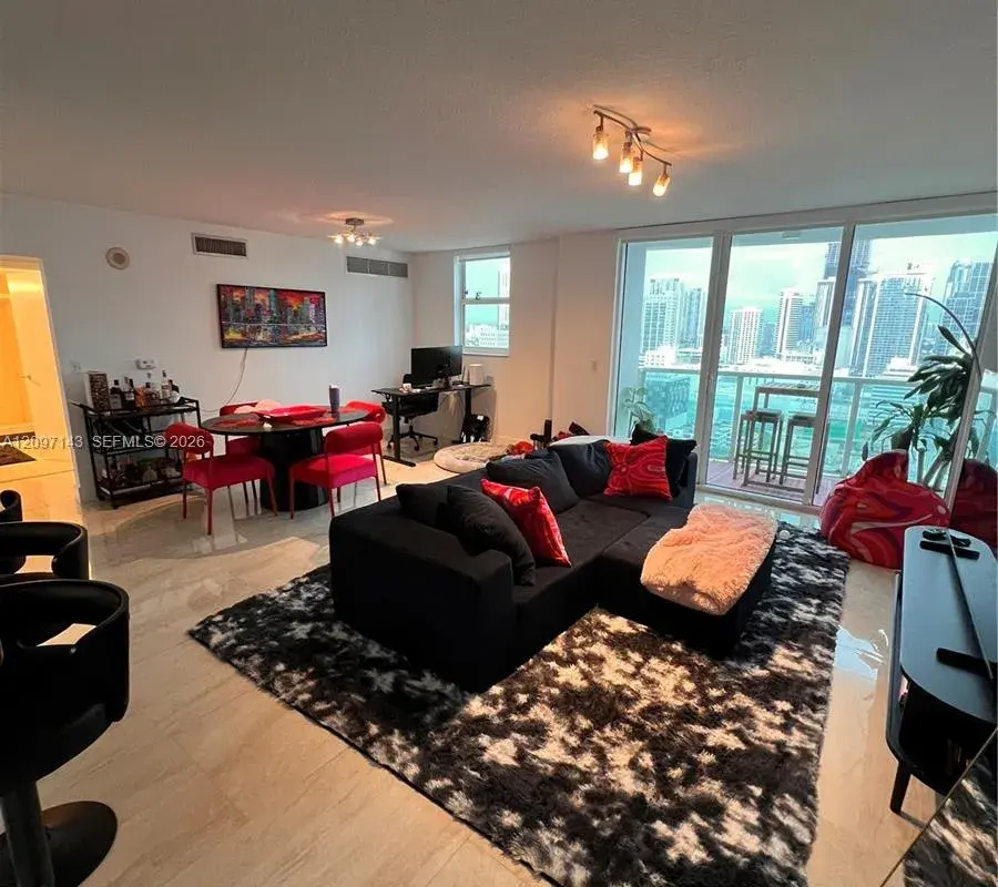 31 SE 5th Street # 2801, Miami FL 33131