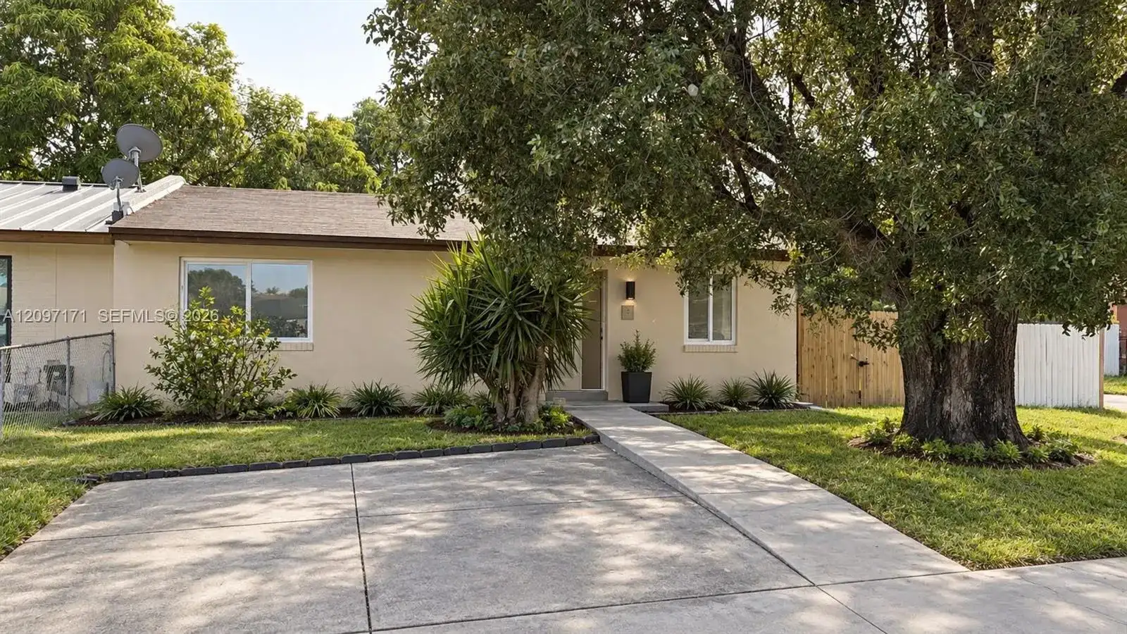 2894 NW 196th St # 2894, Miami Gardens FL 33056 photo 4