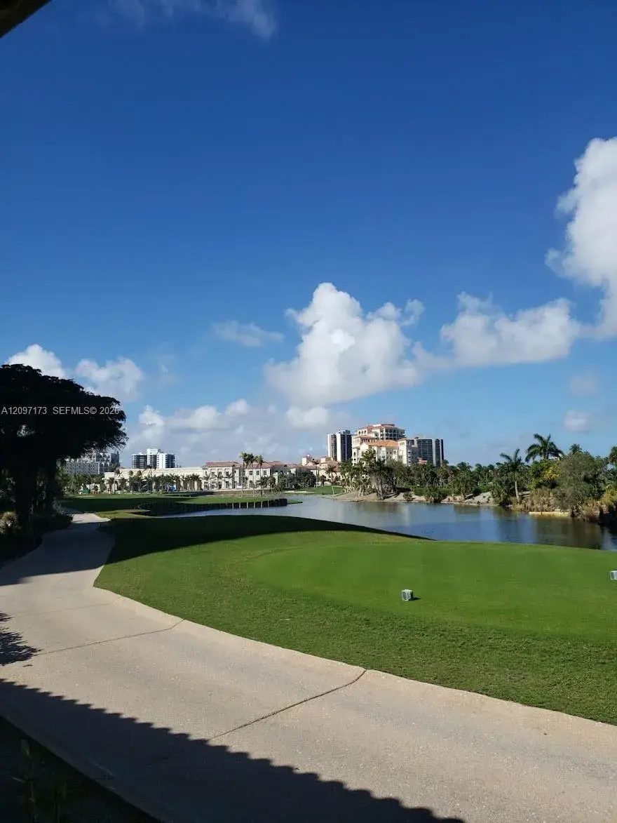 20200 W Country Club Dr # 109, Aventura FL 33180