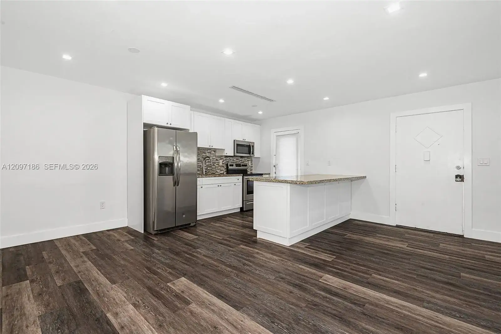 6910 Bay Dr # 6, Miami Beach FL 33141 photo 4