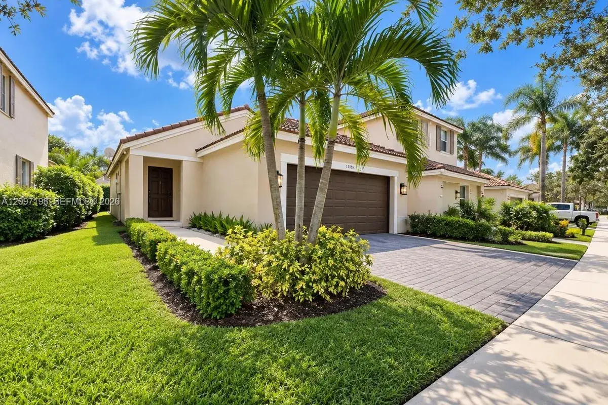 1359 Sabal Trl, Weston FL 33327