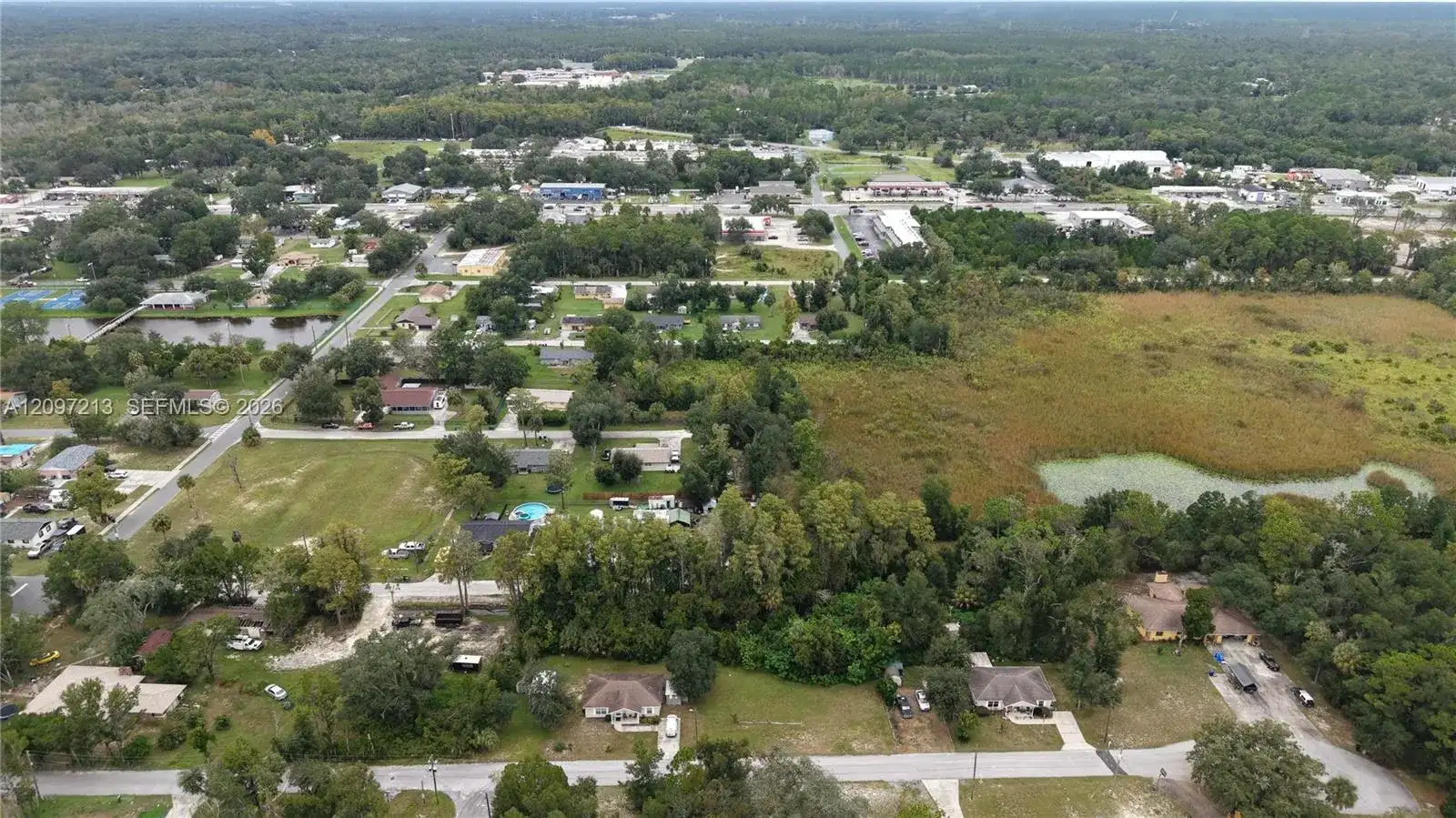 930 NE 1ST TER, Crystal River FL 34429 photo 4