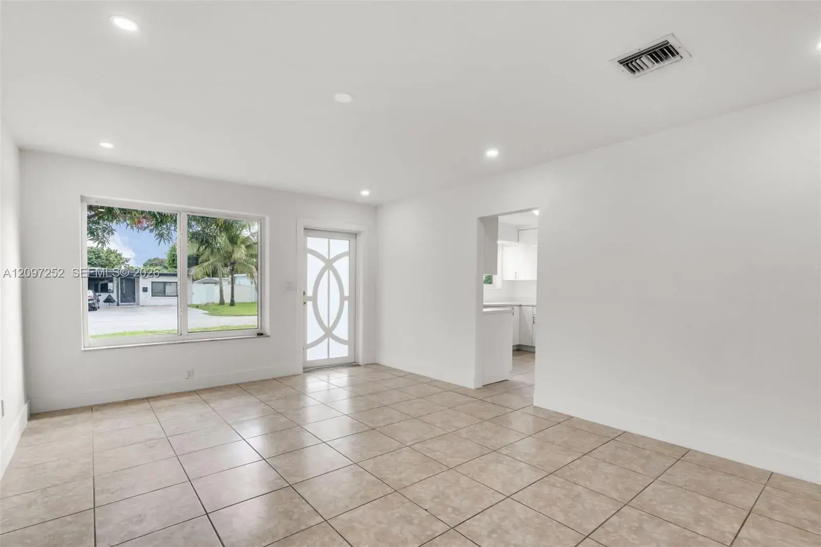 6609 SW 1st Ct, Pembroke Pines FL 33023