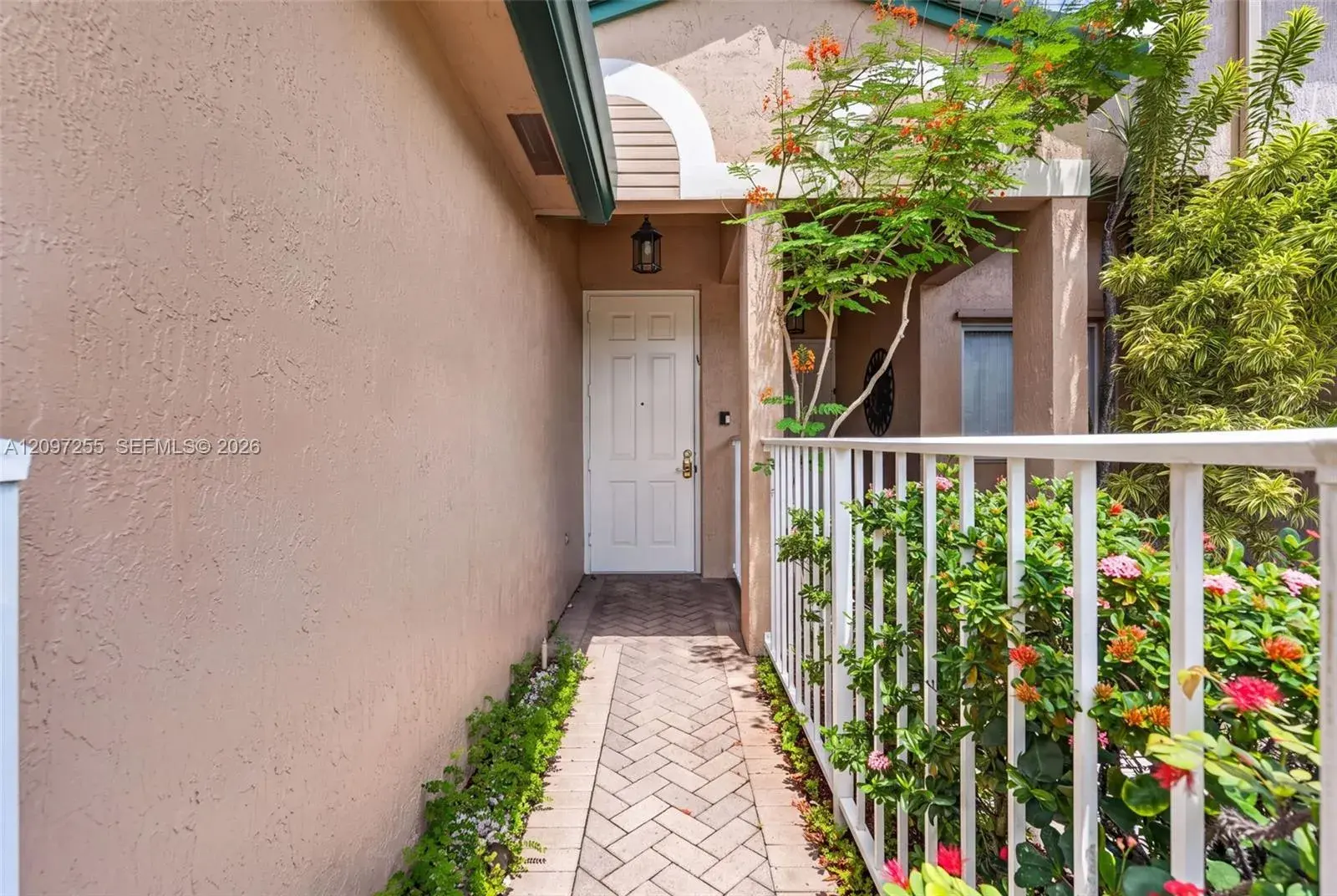 7932 E Exeter Blvd E # 202, Tamarac FL 33321