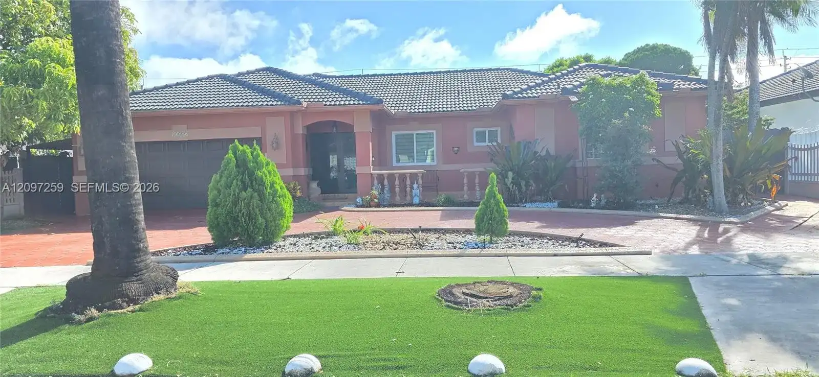 17665 NW 87th Ct, Hialeah FL 33018