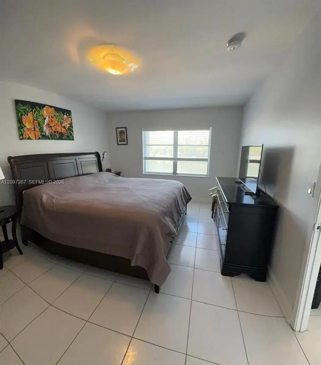 400 Diplomat Pkwy # 308, Hallandale Beach FL 33009 photo 5