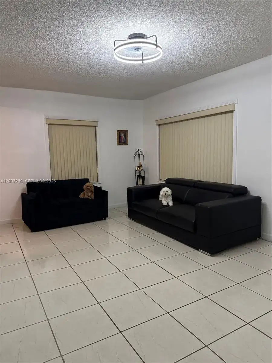 258 E 46th St, Hialeah FL 33013 photo 3