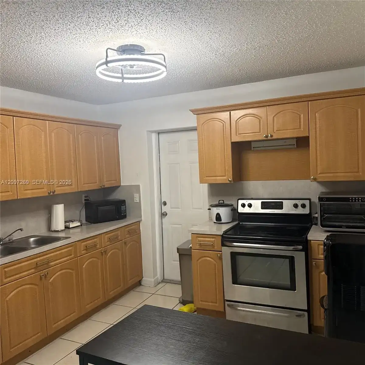 258 E 46th St, Hialeah FL 33013 photo 4