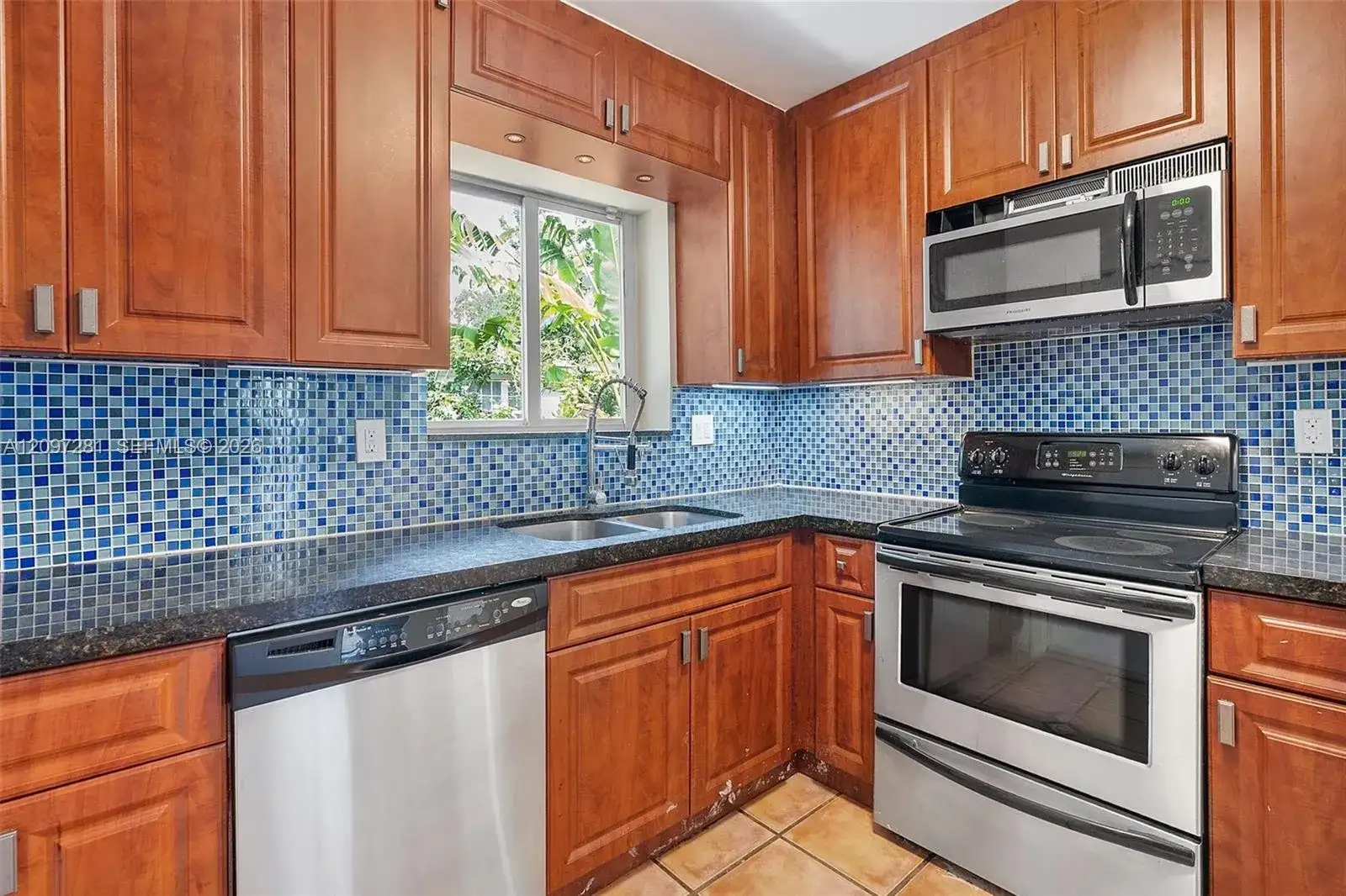 77 NW 106th St, Miami Shores FL 33150 photo 3