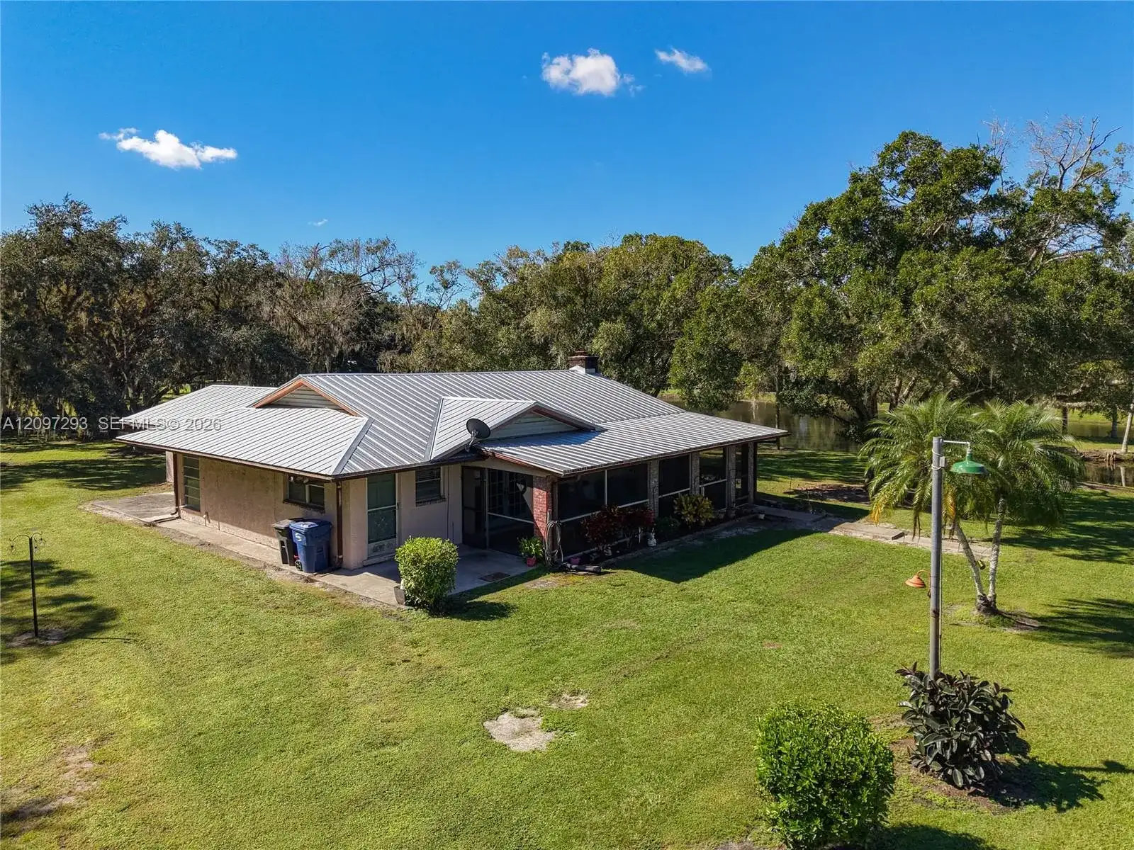 4419 Loblolly Bay Rd, Other City - In The State Of Florida FL 33935 photo 2