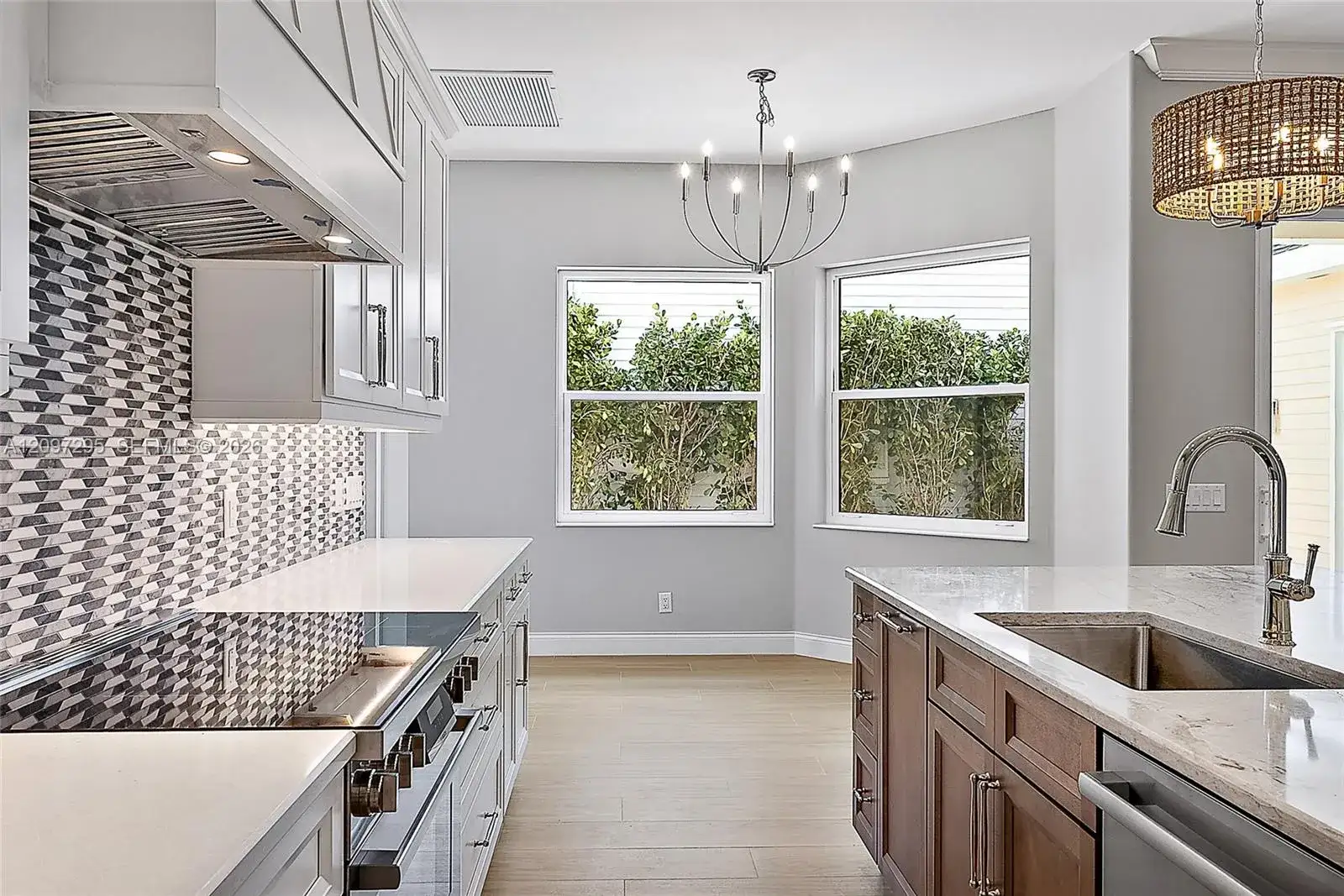 248 Honeysuckle Dr, Jupiter FL 33458 photo 5
