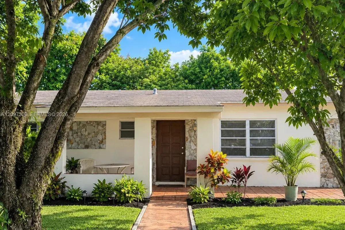 3420 NW 87th Ter, Miami FL 33147