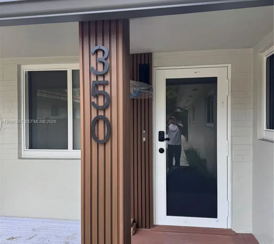 350 SW 17th Rd # 350, Miami FL 33129